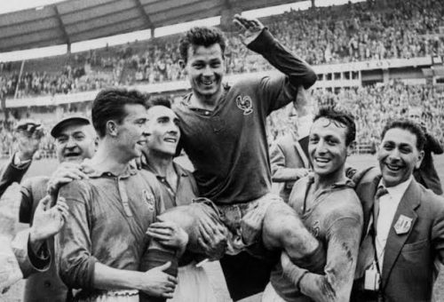 Just Fontaine: The 13-Goal Wonder Who Owns Football’s Most Unbreakable Record