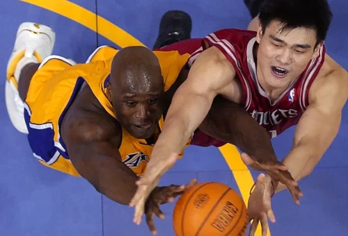 The 7’6" Bridge Between Two Worlds: How Yao Ming Changed Basketball Forever